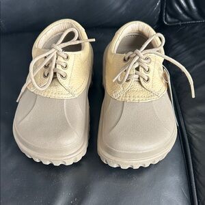 CROCS Women's All Terrain Two-Tone Tan Lace-Up Waterproof Clogs